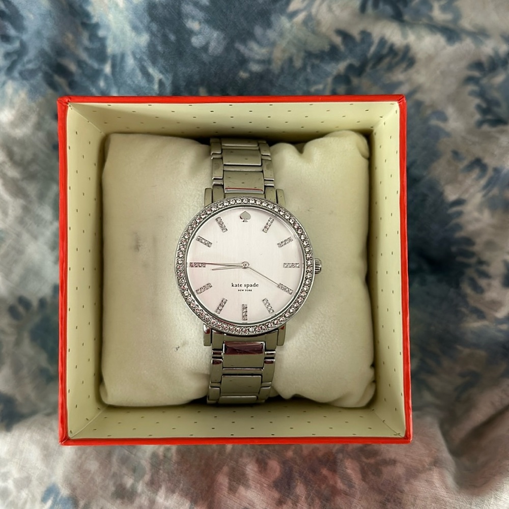 Kate Spade Gramercy Grand Watch! Beautiful and timeless✨ will need a new battery